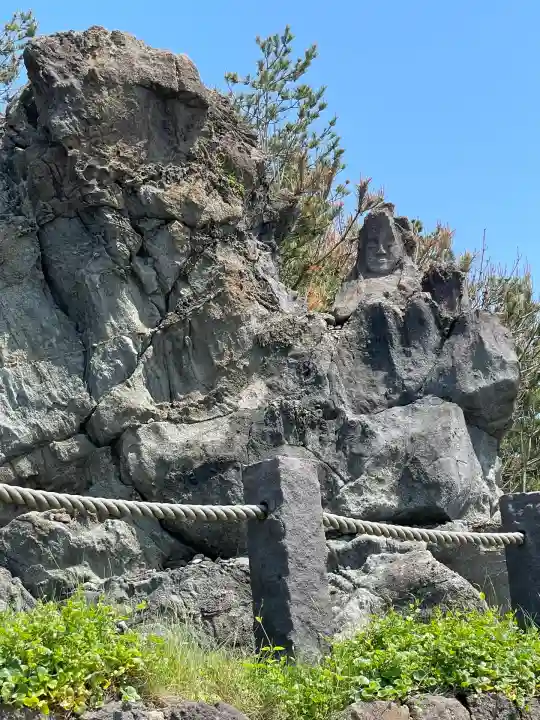 十六羅漢岩 (山形県)