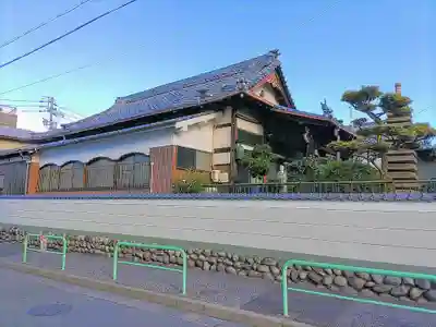 薬師寺の本殿・本堂