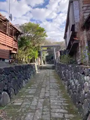 岡田八幡神社の{uncategorized: "未分類", other: "その他", undefined: "問題あり", building: "その他建物", grave: "お墓", sacred_gate: "鳥居", guardian: "狛犬", statue: "像", buddha: "仏像", history: "歴史", nature: "自然", garden: "庭園", animal: "動物", pagoda: "塔", temizu: "手水舎", mountain_gate: "山門・神門", sanctuary: "本殿・本堂", subordinate: "末社・摂社", art: "芸術", scenery: "景色", jizo: "地蔵", ema: "絵馬", goshuin: "御朱印", omikuji: "おみくじ", items: "授与品その他", amulet: "お守り", goshuincho: "御朱印帳", eats: "食事", festival: "お祭り", votive_dance: "神楽", shichigosan: "七五三参", wedding: "結婚式", experience: "体験その他", initially: "初詣", around: "周辺", anti_infection: "感染症対策"}