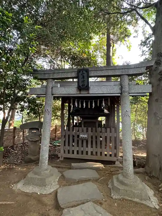 検見川神社の末社・摂社