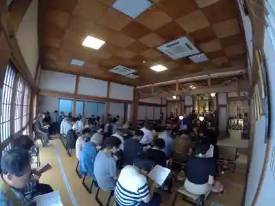 遠照山 光明寺（尼崎大仏）の本殿・本堂