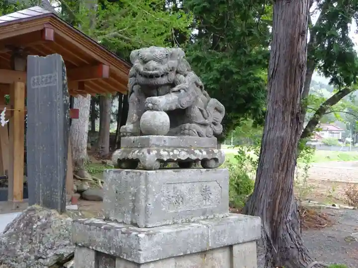 高司神社〜むすびの神の鎮まる社〜の狛犬
