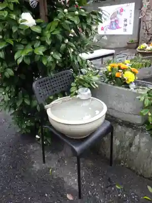 快神社の手水舎