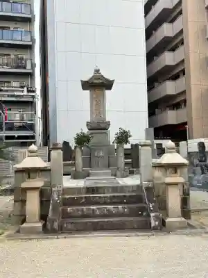正法寺の{uncategorized: "未分類", other: "その他", undefined: "問題あり", building: "その他建物", grave: "お墓", sacred_gate: "鳥居", guardian: "狛犬", statue: "像", buddha: "仏像", history: "歴史", nature: "自然", garden: "庭園", animal: "動物", pagoda: "塔", temizu: "手水舎", mountain_gate: "山門・神門", sanctuary: "本殿・本堂", subordinate: "末社・摂社", art: "芸術", scenery: "景色", jizo: "地蔵", ema: "絵馬", goshuin: "御朱印", omikuji: "おみくじ", items: "授与品その他", amulet: "お守り", goshuincho: "御朱印帳", eats: "食事", festival: "お祭り", votive_dance: "神楽", shichigosan: "七五三参", wedding: "結婚式", experience: "体験その他", initially: "初詣", around: "周辺", anti_infection: "感染症対策"}