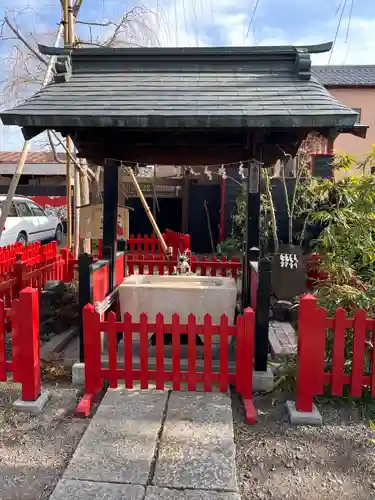 鴻神社の手水