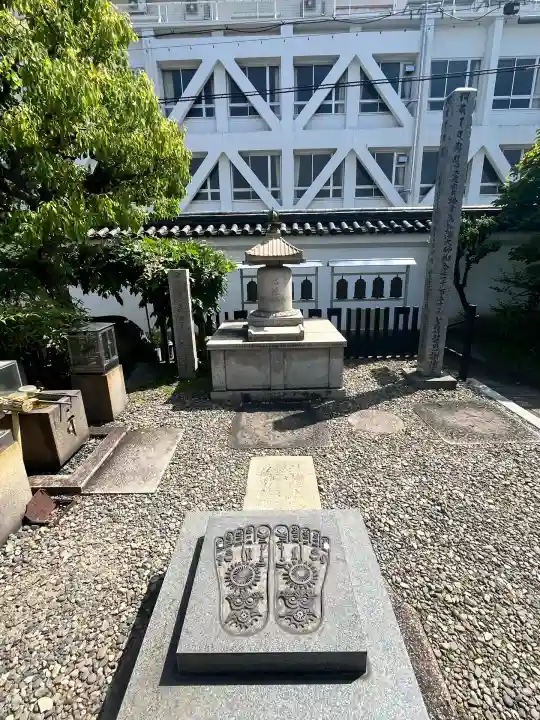 青蓮寺(大阪府)