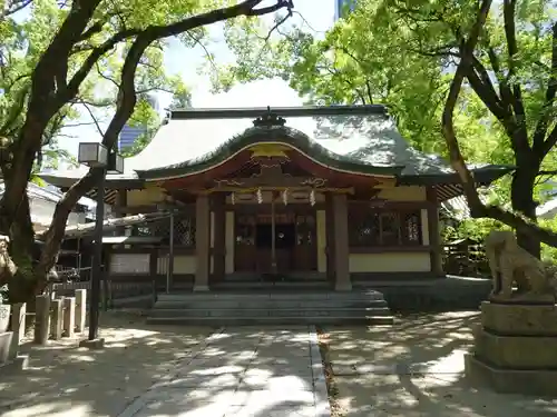 素盞烏尊神社の本殿