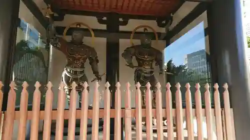 青松寺の像