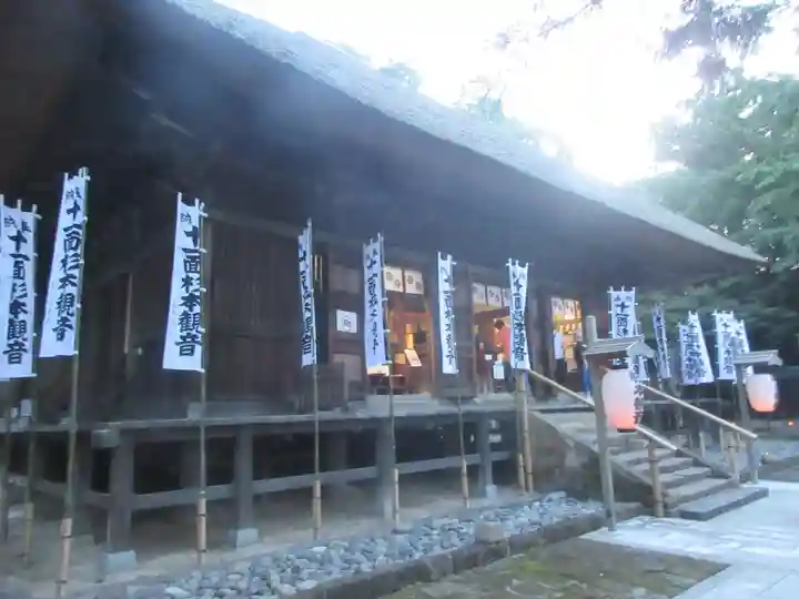 杉本寺の本殿・本堂
