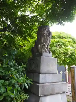 石濱神社の狛犬