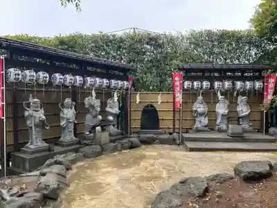 中野沼袋氷川神社の像