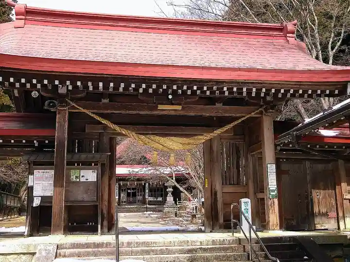 霊山神社の山門・神門