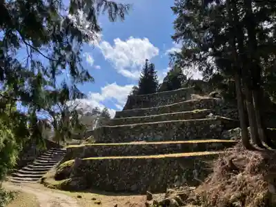霧ヶ城龍神社の周辺