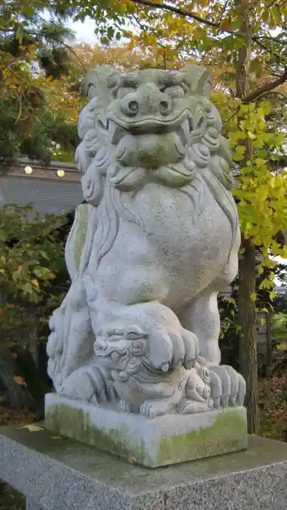 大国玉神社の狛犬