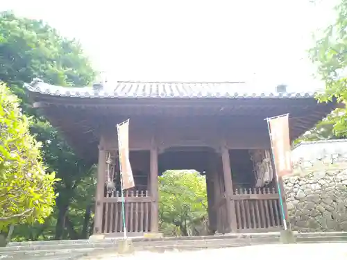 法輪寺の山門