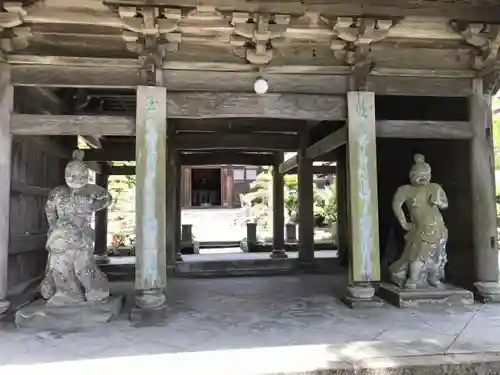 泉福寺の山門・神門