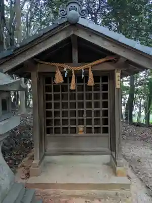 桶狭間神明社の{uncategorized: "未分類", other: "その他", undefined: "問題あり", building: "その他建物", grave: "お墓", sacred_gate: "鳥居", guardian: "狛犬", statue: "像", buddha: "仏像", history: "歴史", nature: "自然", garden: "庭園", animal: "動物", pagoda: "塔", temizu: "手水舎", mountain_gate: "山門・神門", sanctuary: "本殿・本堂", subordinate: "末社・摂社", art: "芸術", scenery: "景色", jizo: "地蔵", ema: "絵馬", goshuin: "御朱印", omikuji: "おみくじ", items: "授与品その他", amulet: "お守り", goshuincho: "御朱印帳", eats: "食事", festival: "お祭り", votive_dance: "神楽", shichigosan: "七五三参", wedding: "結婚式", experience: "体験その他", initially: "初詣", around: "周辺", anti_infection: "感染症対策"}