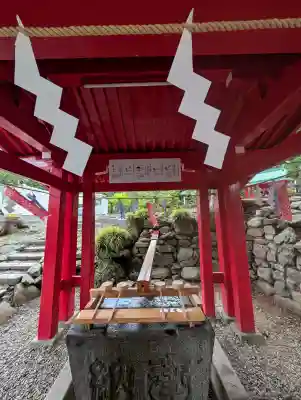 志和稲荷神社の{uncategorized: "未分類", other: "その他", undefined: "問題あり", building: "その他建物", grave: "お墓", sacred_gate: "鳥居", guardian: "狛犬", statue: "像", buddha: "仏像", history: "歴史", nature: "自然", garden: "庭園", animal: "動物", pagoda: "塔", temizu: "手水舎", mountain_gate: "山門・神門", sanctuary: "本殿・本堂", subordinate: "末社・摂社", art: "芸術", scenery: "景色", jizo: "地蔵", ema: "絵馬", goshuin: "御朱印", omikuji: "おみくじ", items: "授与品その他", amulet: "お守り", goshuincho: "御朱印帳", eats: "食事", festival: "お祭り", votive_dance: "神楽", shichigosan: "七五三参", wedding: "結婚式", experience: "体験その他", initially: "初詣", around: "周辺", anti_infection: "感染症対策"}