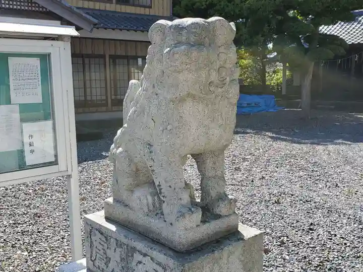 八幡津島神社の狛犬