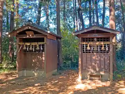 三ケ尻八幡神社の末社・摂社