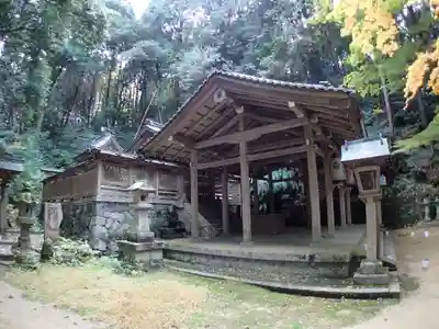 等彌神社の本殿・本堂
