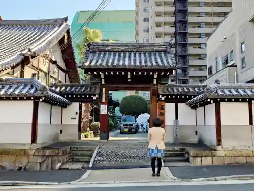 久成寺の山門・神門