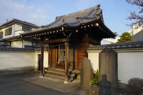 宗信寺の本殿