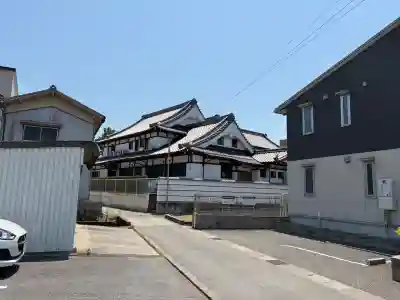 聖安寺の{uncategorized: "未分類", other: "その他", undefined: "問題あり", building: "その他建物", grave: "お墓", sacred_gate: "鳥居", guardian: "狛犬", statue: "像", buddha: "仏像", history: "歴史", nature: "自然", garden: "庭園", animal: "動物", pagoda: "塔", temizu: "手水舎", mountain_gate: "山門・神門", sanctuary: "本殿・本堂", subordinate: "末社・摂社", art: "芸術", scenery: "景色", jizo: "地蔵", ema: "絵馬", goshuin: "御朱印", omikuji: "おみくじ", items: "授与品その他", amulet: "お守り", goshuincho: "御朱印帳", eats: "食事", festival: "お祭り", votive_dance: "神楽", shichigosan: "七五三参", wedding: "結婚式", experience: "体験その他", initially: "初詣", around: "周辺", anti_infection: "感染症対策"}