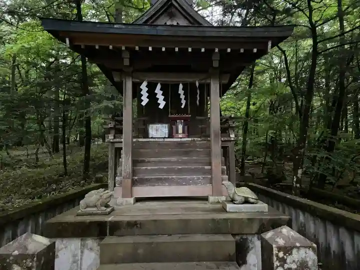 瀧尾高徳水神社 の{uncategorized: "未分類", other: "その他", undefined: "問題あり", building: "その他建物", grave: "お墓", sacred_gate: "鳥居", guardian: "狛犬", statue: "像", buddha: "仏像", history: "歴史", nature: "自然", garden: "庭園", animal: "動物", pagoda: "塔", temizu: "手水舎", mountain_gate: "山門・神門", sanctuary: "本殿・本堂", subordinate: "末社・摂社", art: "芸術", scenery: "景色", jizo: "地蔵", ema: "絵馬", goshuin: "御朱印", omikuji: "おみくじ", items: "授与品その他", amulet: "お守り", goshuincho: "御朱印帳", eats: "食事", festival: "お祭り", votive_dance: "神楽", shichigosan: "七五三参", wedding: "結婚式", experience: "体験その他", initially: "初詣", around: "周辺", anti_infection: "感染症対策"}