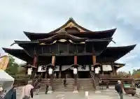 善光寺の{uncategorized: "未分類", other: "その他", undefined: "問題あり", building: "その他建物", grave: "お墓", sacred_gate: "鳥居", guardian: "狛犬", statue: "像", buddha: "仏像", history: "歴史", nature: "自然", garden: "庭園", animal: "動物", pagoda: "塔", temizu: "手水舎", mountain_gate: "山門・神門", sanctuary: "本殿・本堂", subordinate: "末社・摂社", art: "芸術", scenery: "景色", jizo: "地蔵", ema: "絵馬", goshuin: "御朱印", omikuji: "おみくじ", items: "授与品その他", amulet: "お守り", goshuincho: "御朱印帳", eats: "食事", festival: "お祭り", votive_dance: "神楽", shichigosan: "七五三参", wedding: "結婚式", experience: "体験その他", initially: "初詣", around: "周辺", anti_infection: "感染症対策"}