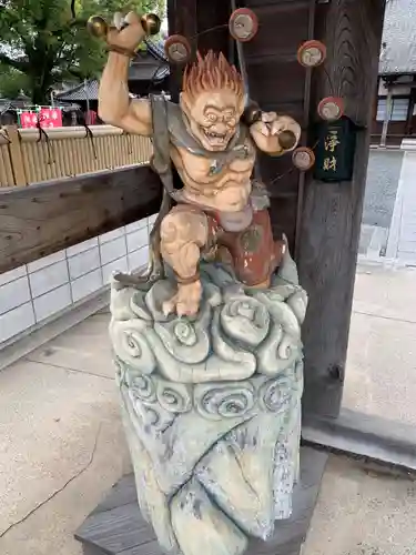 妙福寺の像