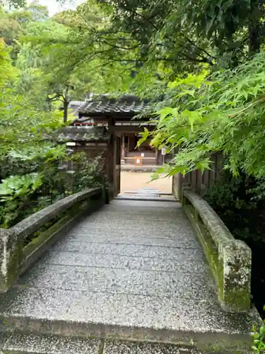 宇治上神社の山門・神門