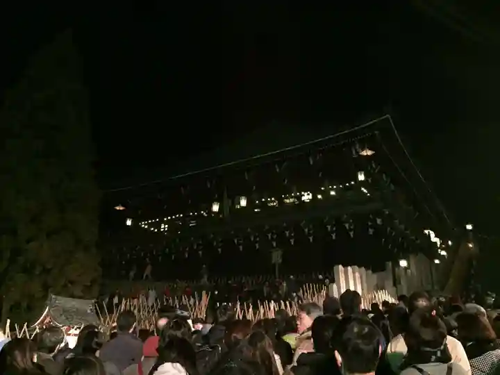 東大寺 二月堂のお祭り