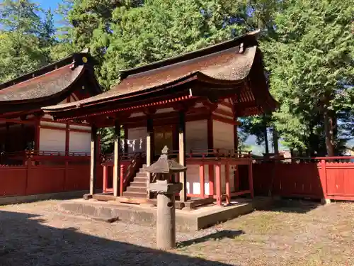 大井俣窪八幡神社の末社・摂社