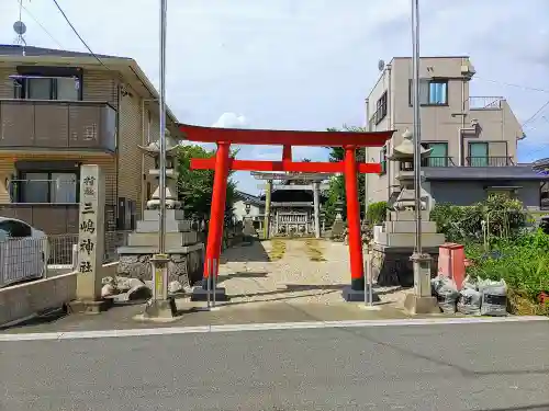 三嶋神社の鳥居