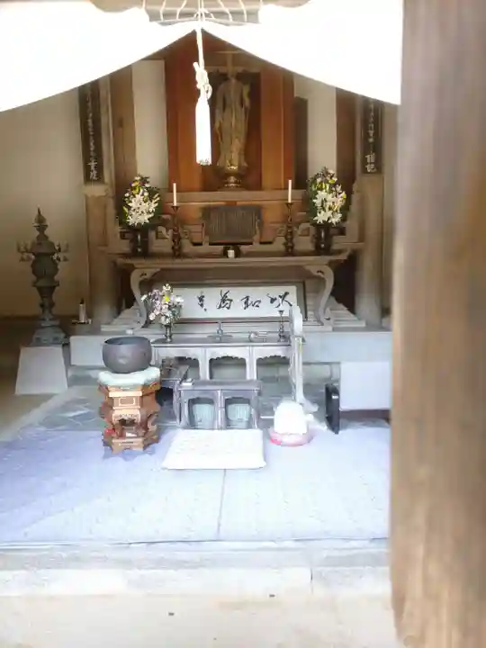 観世音寺の本殿・本堂