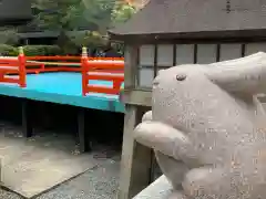 岡崎神社の像