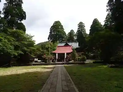 男成神社の建物その他