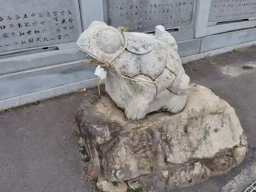 大宮八幡神社の狛犬