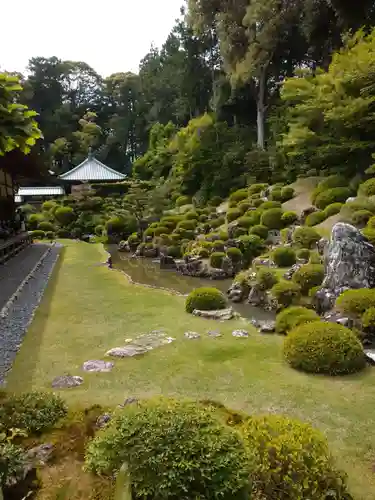 龍潭寺の庭園