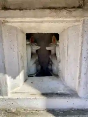 猿田彦大神･稲荷社の{uncategorized: "未分類", other: "その他", undefined: "問題あり", building: "その他建物", grave: "お墓", sacred_gate: "鳥居", guardian: "狛犬", statue: "像", buddha: "仏像", history: "歴史", nature: "自然", garden: "庭園", animal: "動物", pagoda: "塔", temizu: "手水舎", mountain_gate: "山門・神門", sanctuary: "本殿・本堂", subordinate: "末社・摂社", art: "芸術", scenery: "景色", jizo: "地蔵", ema: "絵馬", goshuin: "御朱印", omikuji: "おみくじ", items: "授与品その他", amulet: "お守り", goshuincho: "御朱印帳", eats: "食事", festival: "お祭り", votive_dance: "神楽", shichigosan: "七五三参", wedding: "結婚式", experience: "体験その他", initially: "初詣", around: "周辺", anti_infection: "感染症対策"}