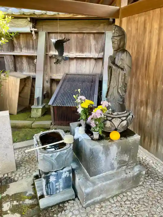 幸國寺の{uncategorized: "未分類", other: "その他", undefined: "問題あり", building: "その他建物", grave: "お墓", sacred_gate: "鳥居", guardian: "狛犬", statue: "像", buddha: "仏像", history: "歴史", nature: "自然", garden: "庭園", animal: "動物", pagoda: "塔", temizu: "手水舎", mountain_gate: "山門・神門", sanctuary: "本殿・本堂", subordinate: "末社・摂社", art: "芸術", scenery: "景色", jizo: "地蔵", ema: "絵馬", goshuin: "御朱印", omikuji: "おみくじ", items: "授与品その他", amulet: "お守り", goshuincho: "御朱印帳", eats: "食事", festival: "お祭り", votive_dance: "神楽", shichigosan: "七五三参", wedding: "結婚式", experience: "体験その他", initially: "初詣", around: "周辺", anti_infection: "感染症対策"}