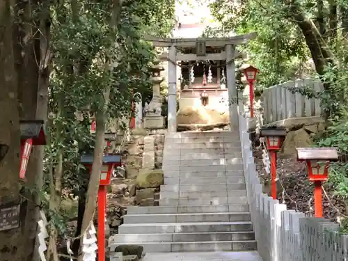 越木岩神社の鳥居