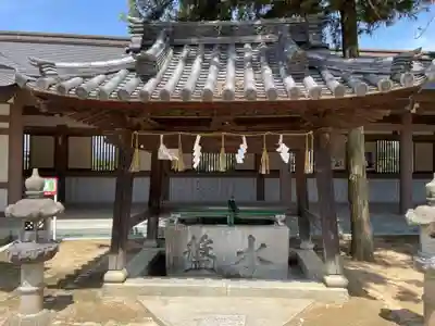 日岡神社の手水舎