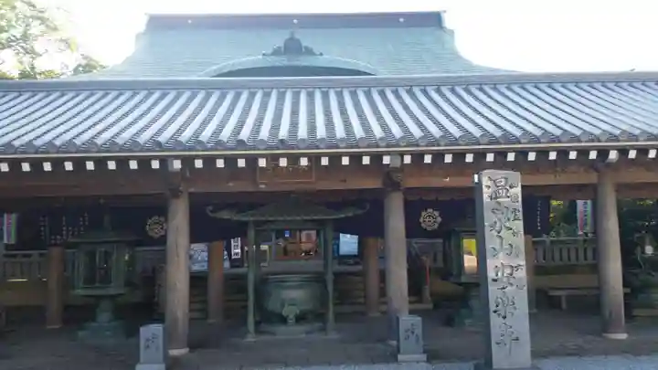 温泉山 安楽寺(四国霊場第六番札所)の本殿・本堂