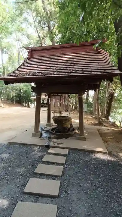 氷川女體神社の手水舎