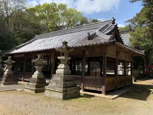 近津神社の本殿・本堂