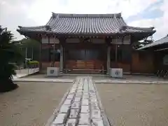 源陽寺の本殿