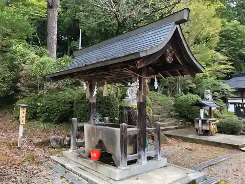 飛騨東照宮の手水