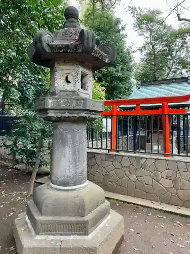 栄誉権現社の{uncategorized: "未分類", other: "その他", undefined: "問題あり", building: "その他建物", grave: "お墓", sacred_gate: "鳥居", guardian: "狛犬", statue: "像", buddha: "仏像", history: "歴史", nature: "自然", garden: "庭園", animal: "動物", pagoda: "塔", temizu: "手水舎", mountain_gate: "山門・神門", sanctuary: "本殿・本堂", subordinate: "末社・摂社", art: "芸術", scenery: "景色", jizo: "地蔵", ema: "絵馬", goshuin: "御朱印", omikuji: "おみくじ", items: "授与品その他", amulet: "お守り", goshuincho: "御朱印帳", eats: "食事", festival: "お祭り", votive_dance: "神楽", shichigosan: "七五三参", wedding: "結婚式", experience: "体験その他", initially: "初詣", around: "周辺", anti_infection: "感染症対策"}